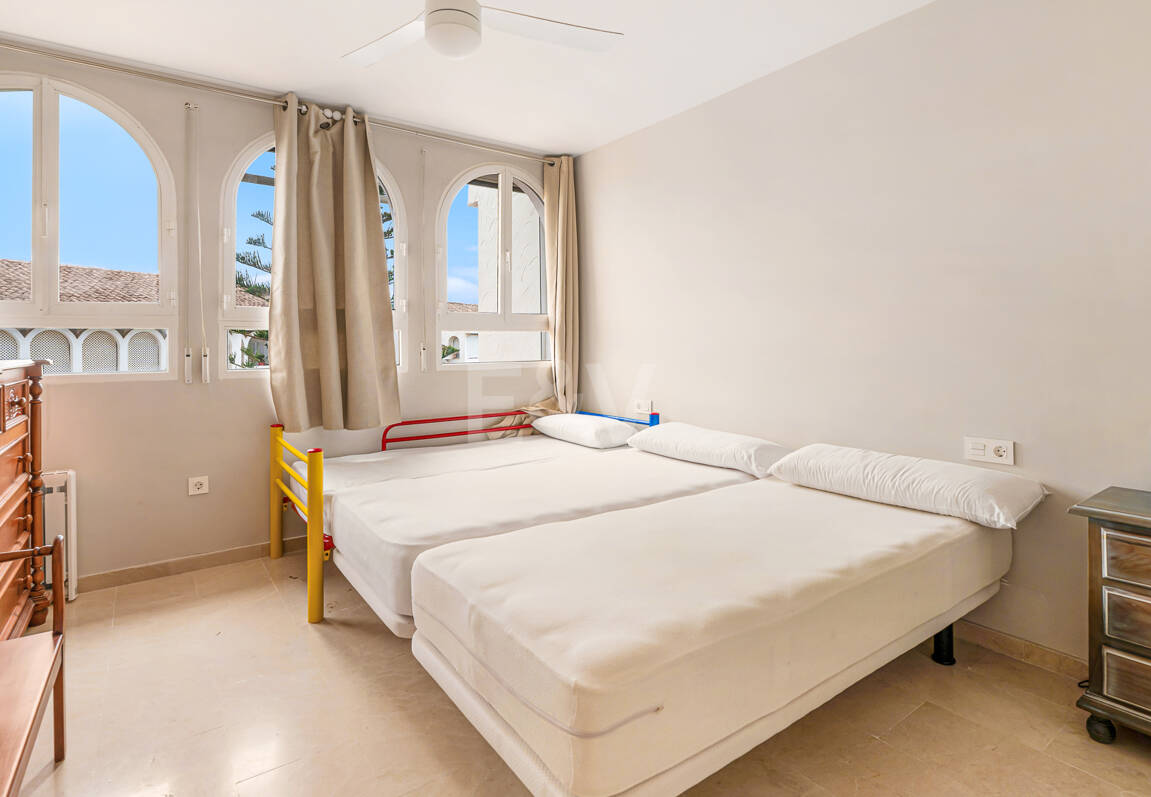 Luminoso Ático con acceso directo a la playa