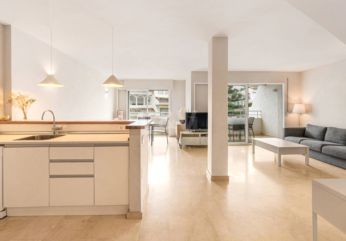 Jasny Penthouse z bezpośrednim dostępem do plaży