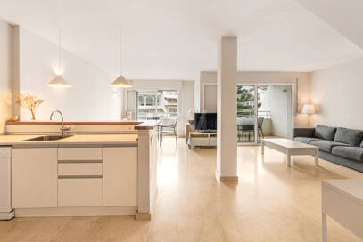 Luminoso Ático con acceso directo a la playa