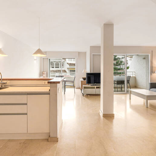 Luminoso Ático con acceso directo a la playa