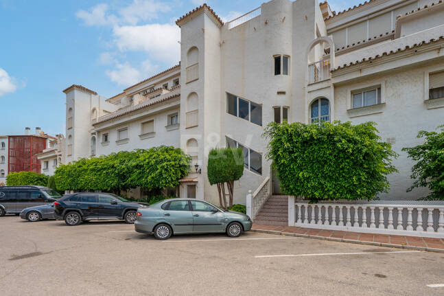 Luminoso Ático con acceso directo a la playa