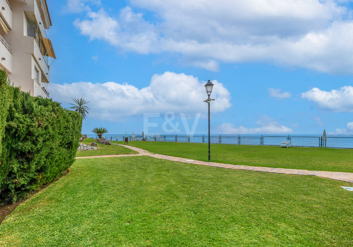 Jasny Penthouse z bezpośrednim dostępem do plaży
