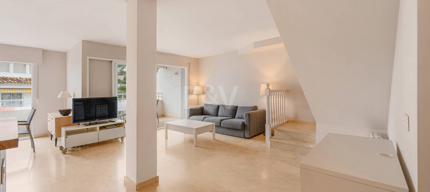 Luminoso Ático con acceso directo a la playa
