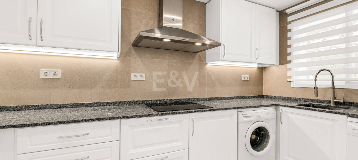 Apartamento convenientemente ubicado con solárium panorámico en Aloha Gardens