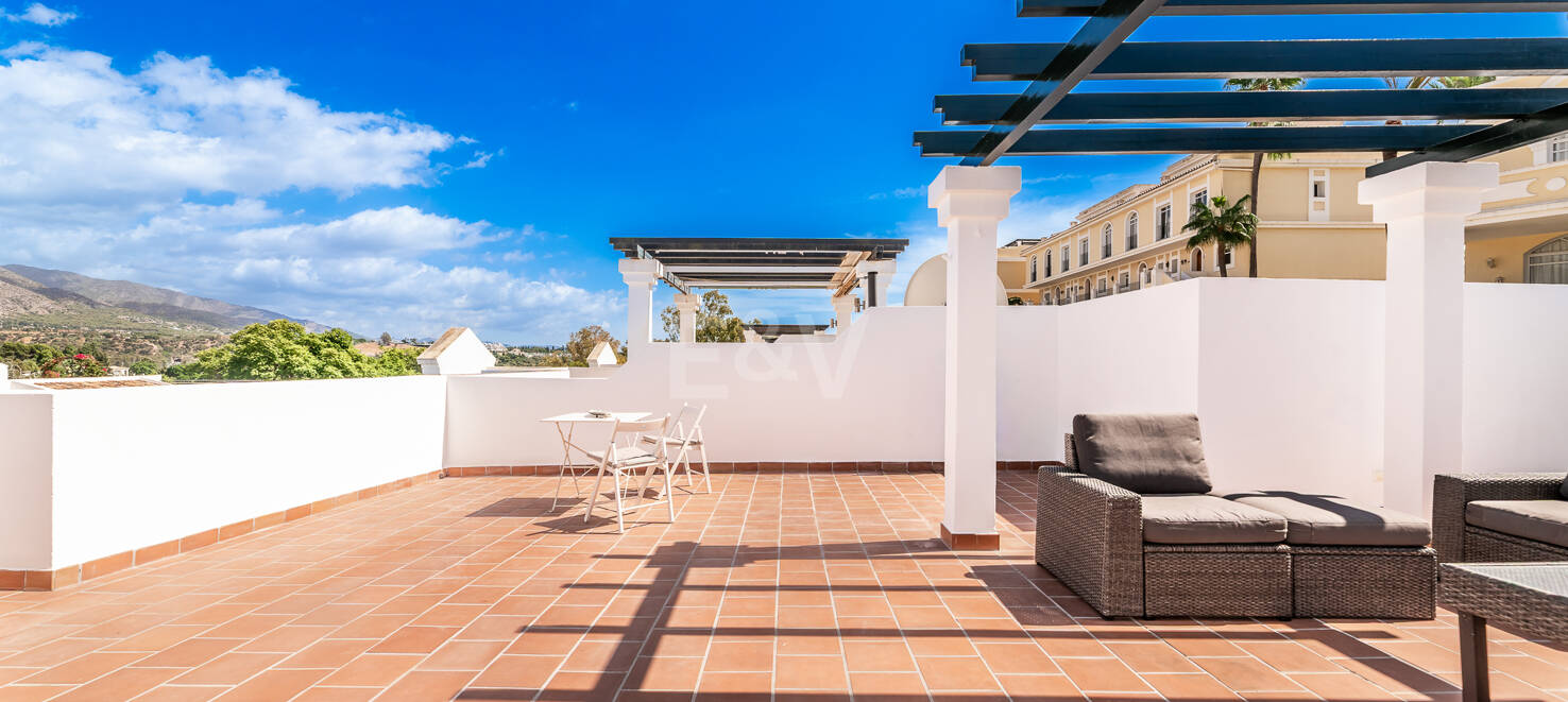 Apartamento convenientemente ubicado con solárium panorámico en Aloha Gardens