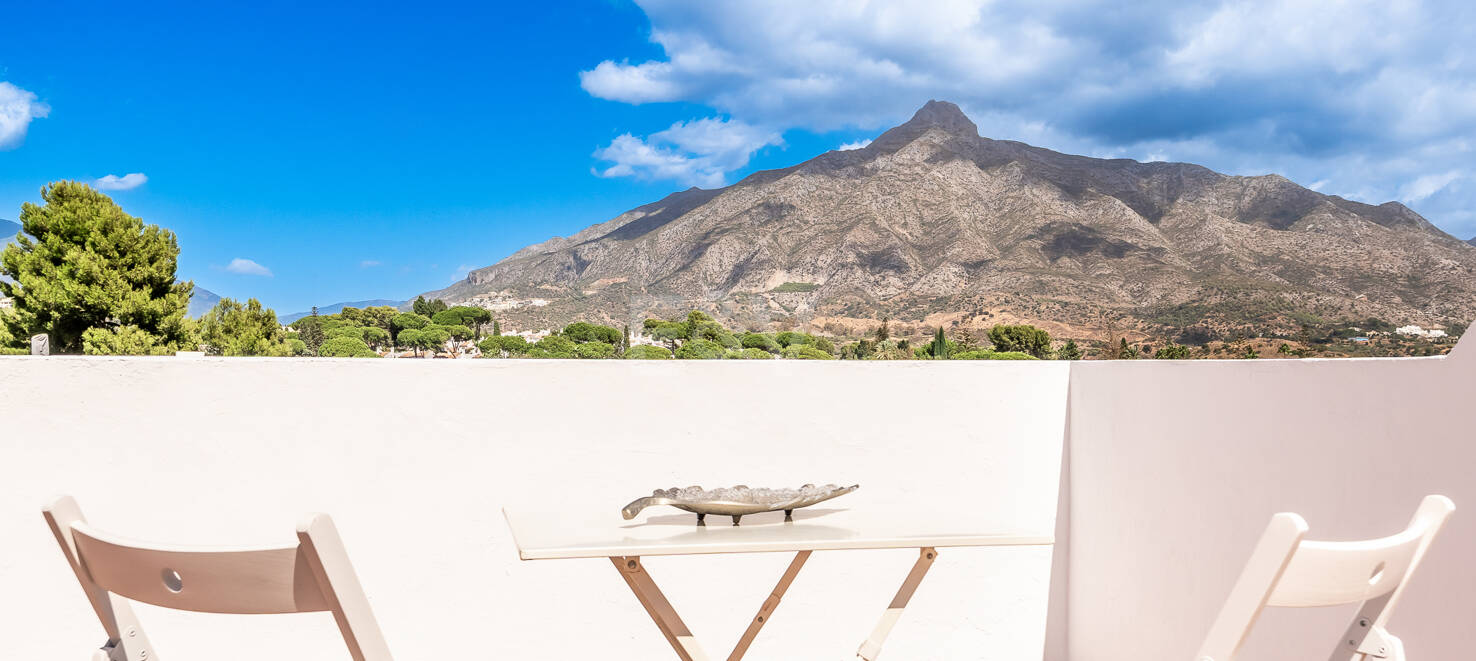 Apartamento convenientemente ubicado con solárium panorámico en Aloha Gardens