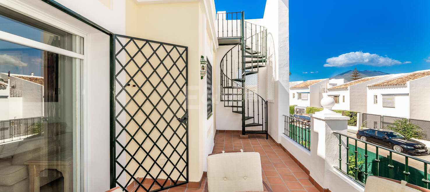 Apartamento convenientemente ubicado con solárium panorámico en Aloha Gardens