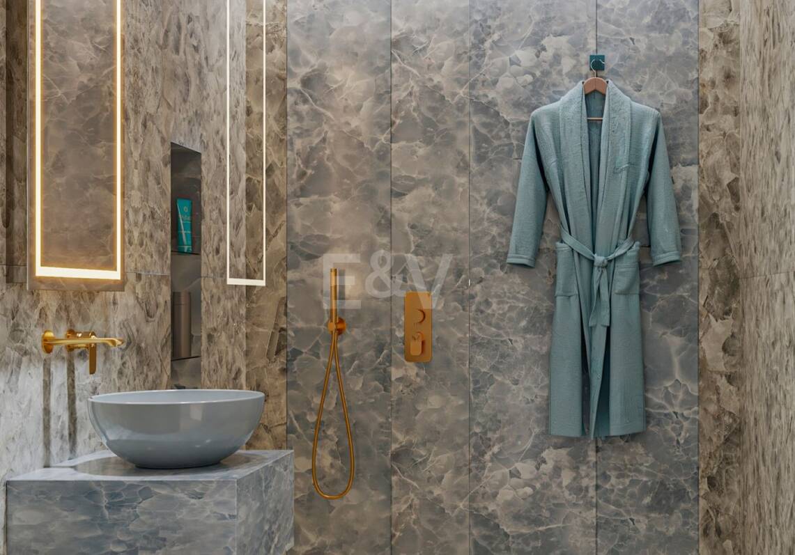 Acht Maßgeschneiderte Villen in Nueva Andalucía mit Innendesign von Versace Home