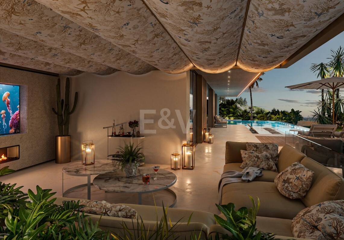Acht Maßgeschneiderte Villen in Nueva Andalucía mit Innendesign von Versace Home