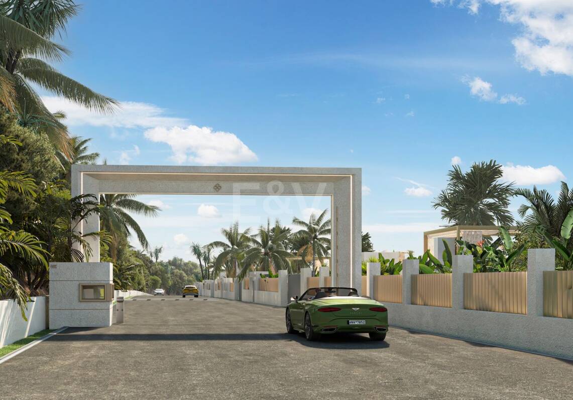 Acht Maßgeschneiderte Villen in Nueva Andalucía mit Innendesign von Versace Home