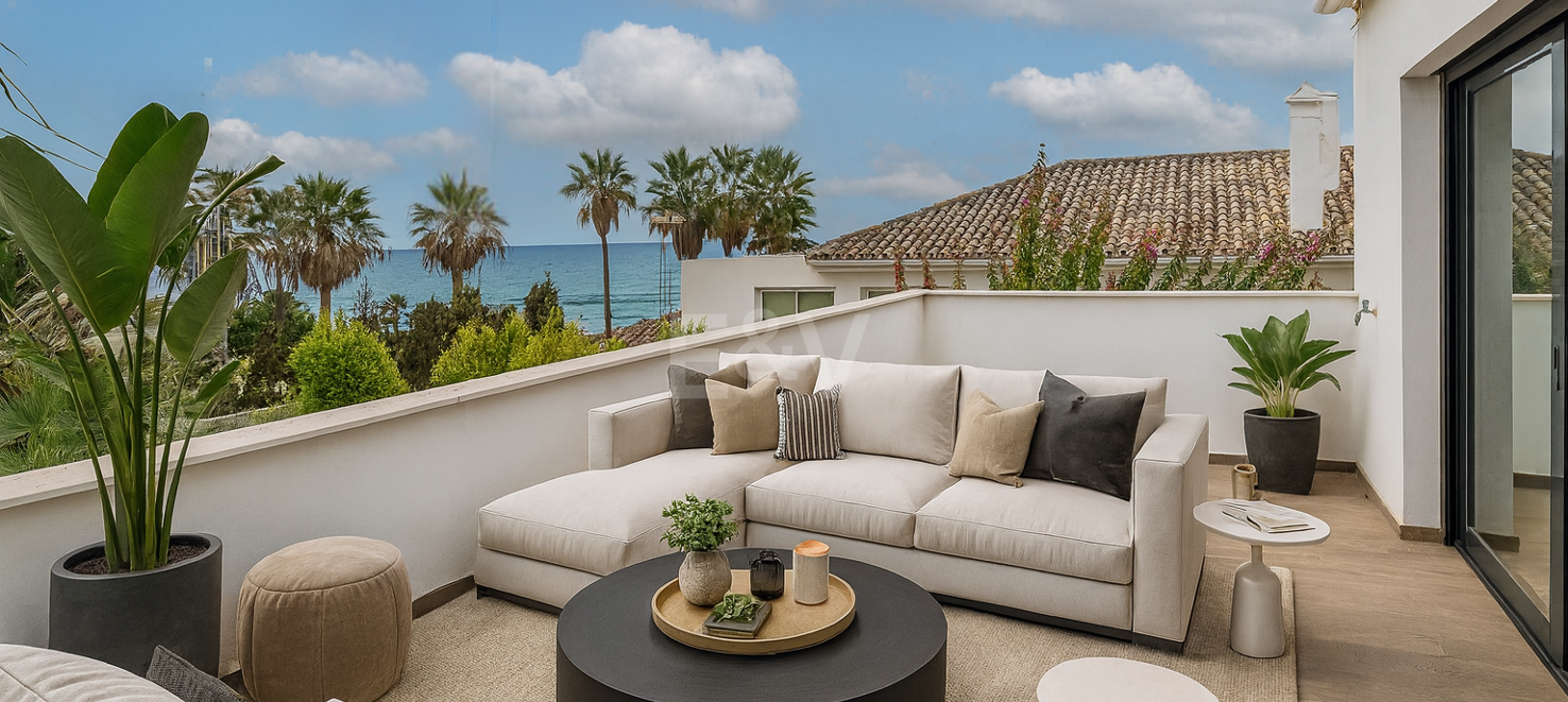 Beachfront Luxury 5-Bedroom Villa