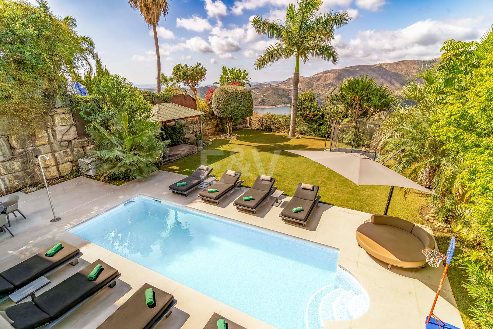 Elegante Villa im Sierra Blanca Country Club mit atemberaubender Aussicht