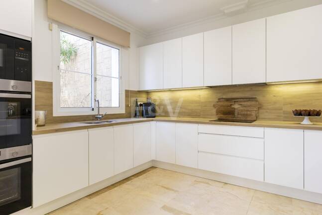 Elegant Villa in Sierra Blanca Country Club with Stunning Views