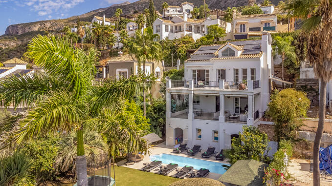 Elegante Villa im Sierra Blanca Country Club mit atemberaubender Aussicht