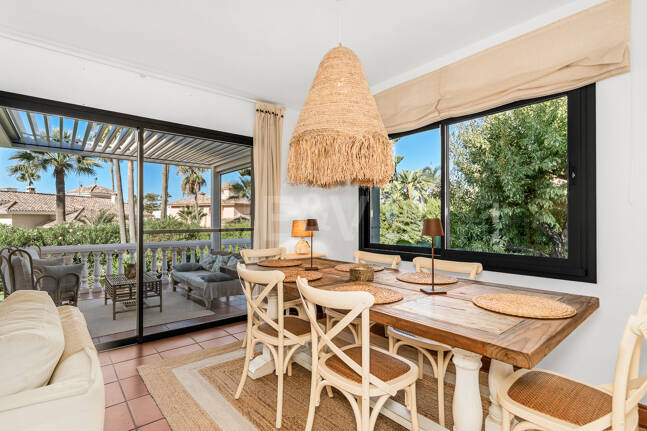 Elegancka willa rodzinna Kroki od plaży w Las Chapas Playa