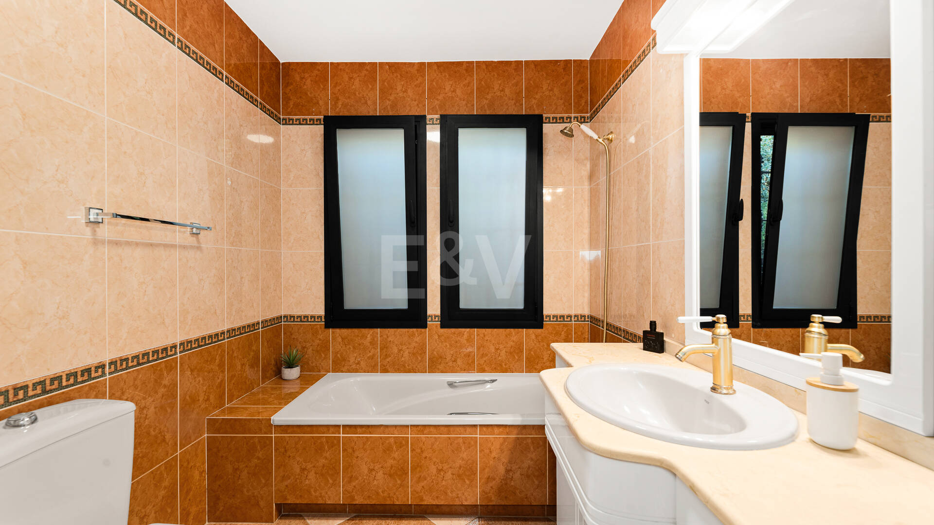 Elegancka willa rodzinna Kroki od plaży w Las Chapas Playa