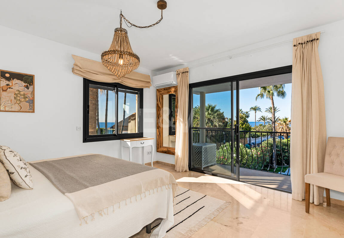 Elegancka willa rodzinna Kroki od plaży w Las Chapas Playa