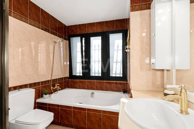 Elegancka willa rodzinna Kroki od plaży w Las Chapas Playa