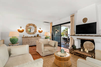 Elegancka willa rodzinna Kroki od plaży w Las Chapas Playa