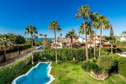 Elegancka willa rodzinna Kroki od plaży w Las Chapas Playa