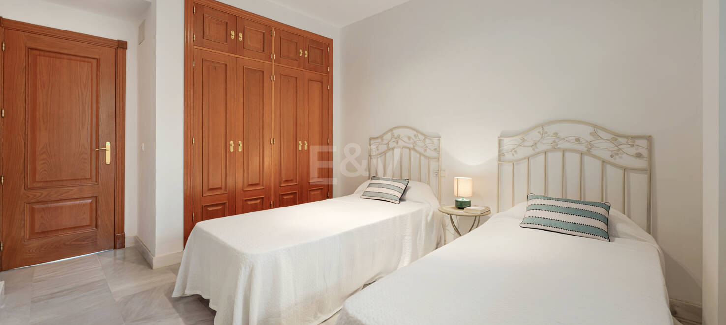 3-Zimmer-Wohnung mit großer Terrasse zur Langzeitmiete in Aloha Mirasierra, Nueva Andalucía