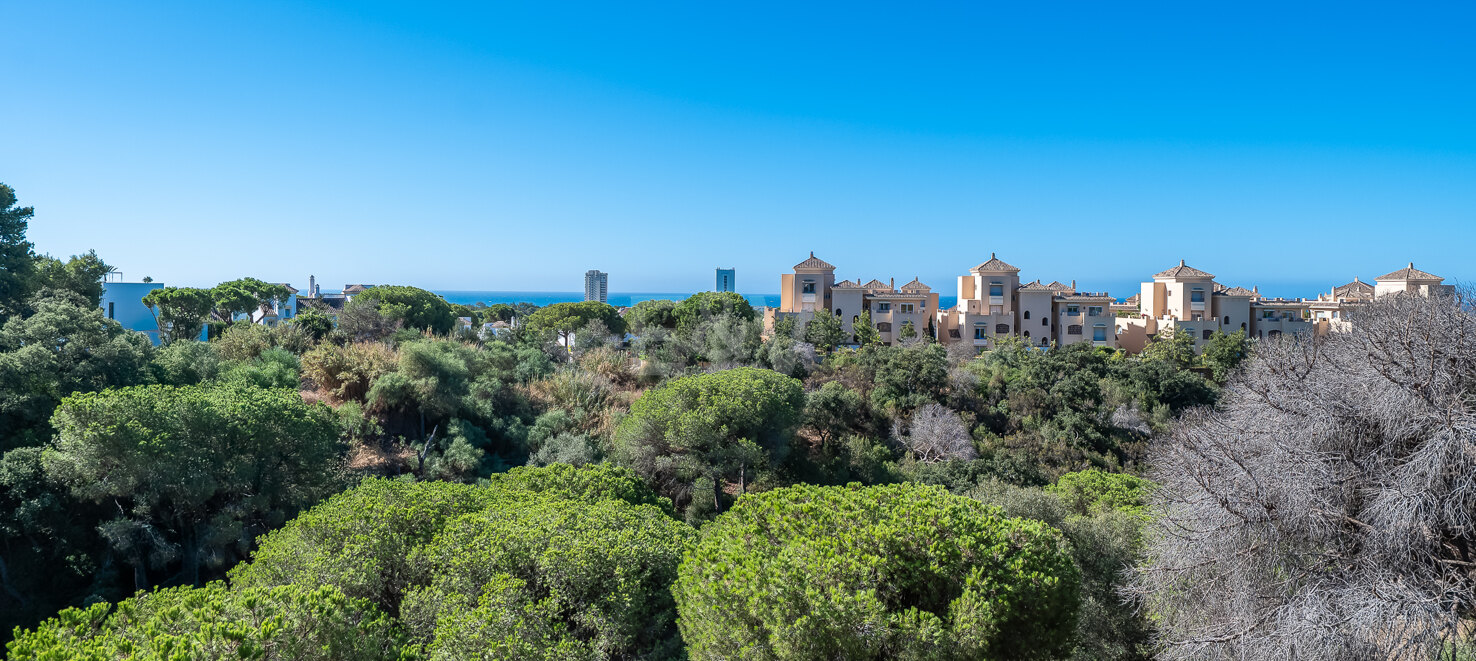 Hus i byn till salu i Marbella Golden Mile