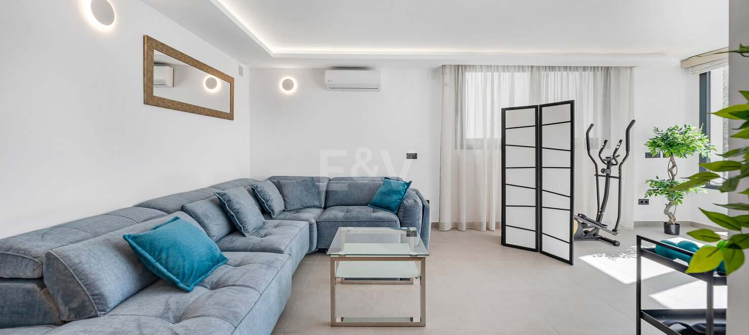 Hus i byn till salu i Marbella Golden Mile