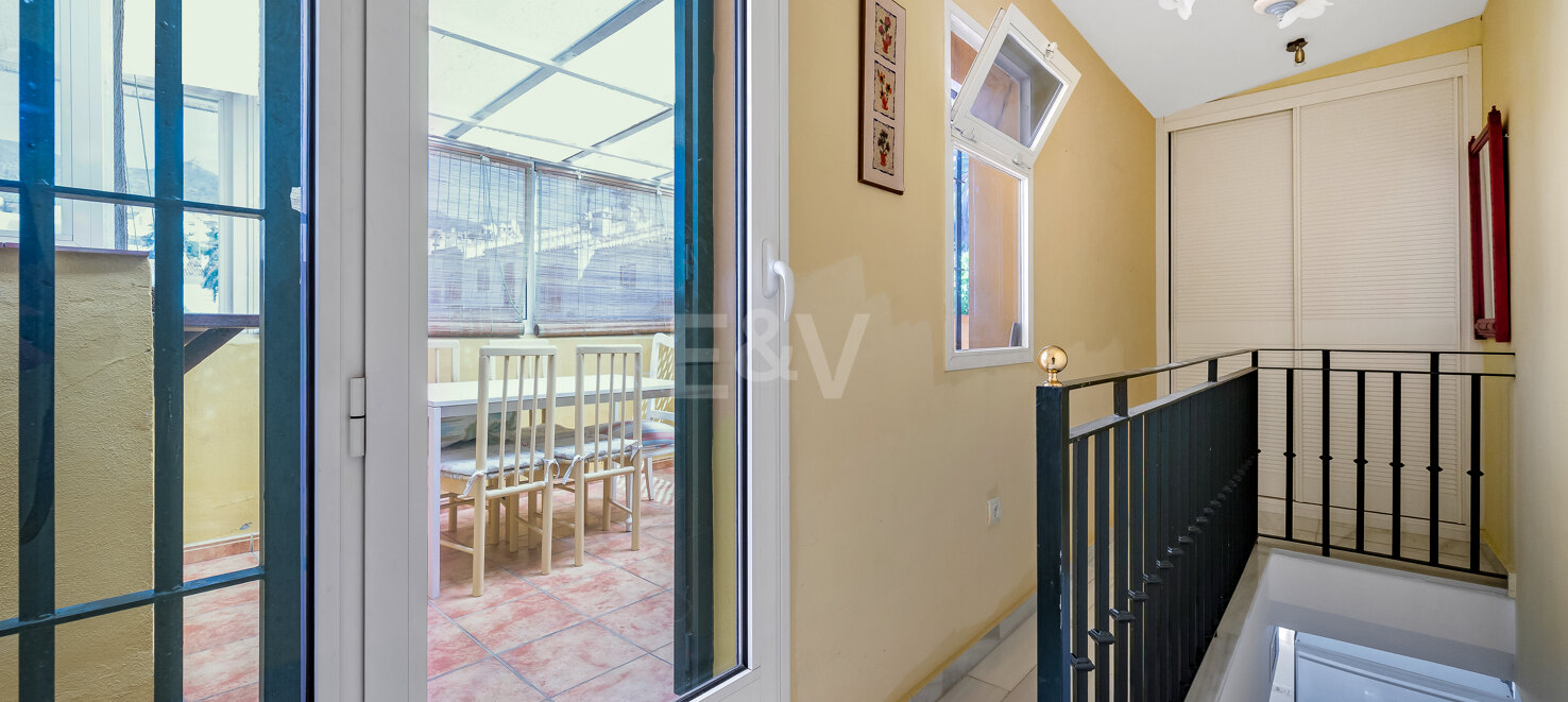 Maison de ville avec terrasse sur le toit de Marbella