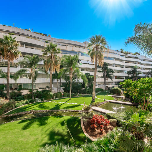 Appartement prestigieux dans une communauté de luxe Puerto Banús