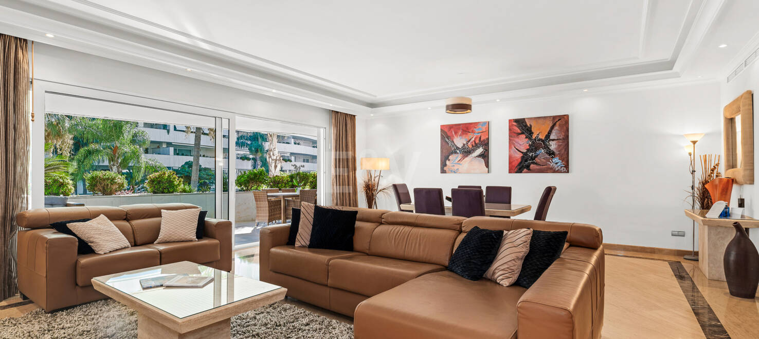 Appartement prestigieux dans une communauté de luxe Puerto Banús