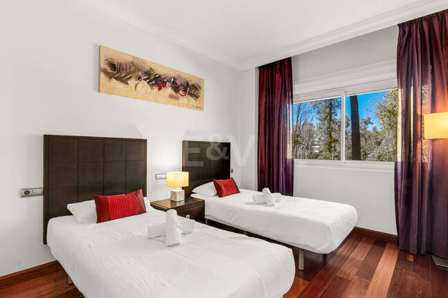 Prestigefylld lägenhet i en lyx Puerto Banús gemenskap