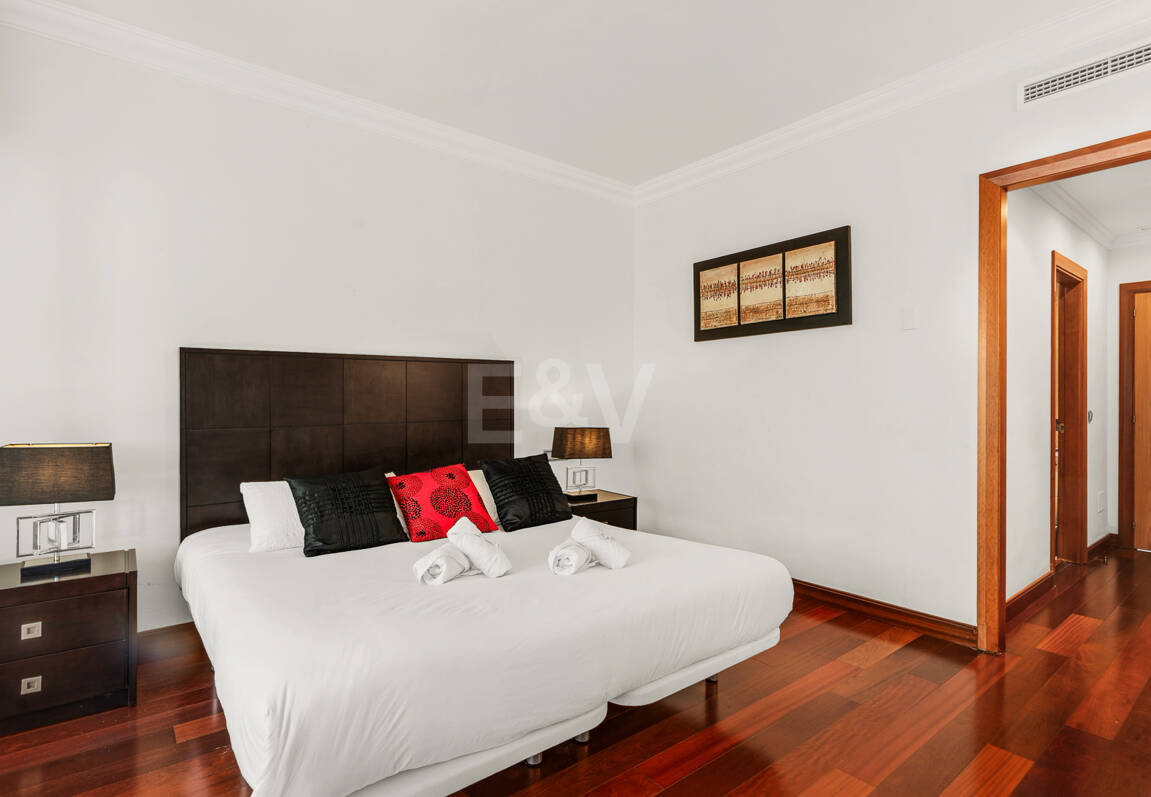 Prestigefylld lägenhet i en lyx Puerto Banús gemenskap