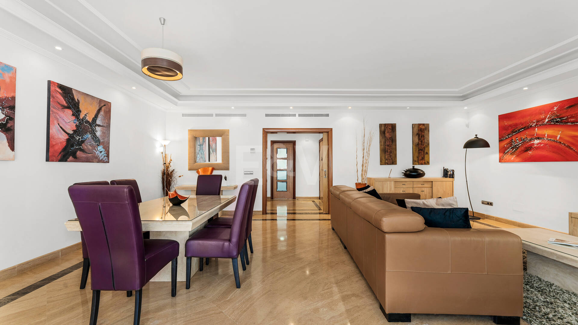 Prestigefylld lägenhet i en lyx Puerto Banús gemenskap