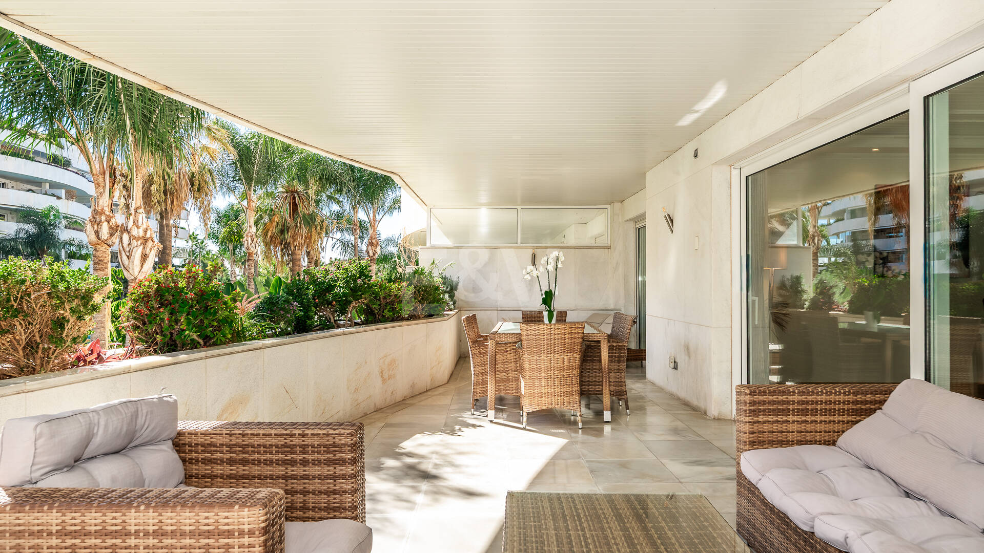 Prestigefylld lägenhet i en lyx Puerto Banús gemenskap