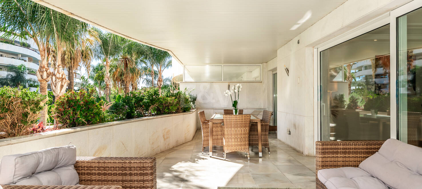 Appartement prestigieux dans une communauté de luxe Puerto Banús