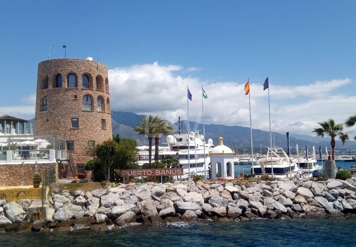 Prestigefylld lägenhet i en lyx Puerto Banús gemenskap