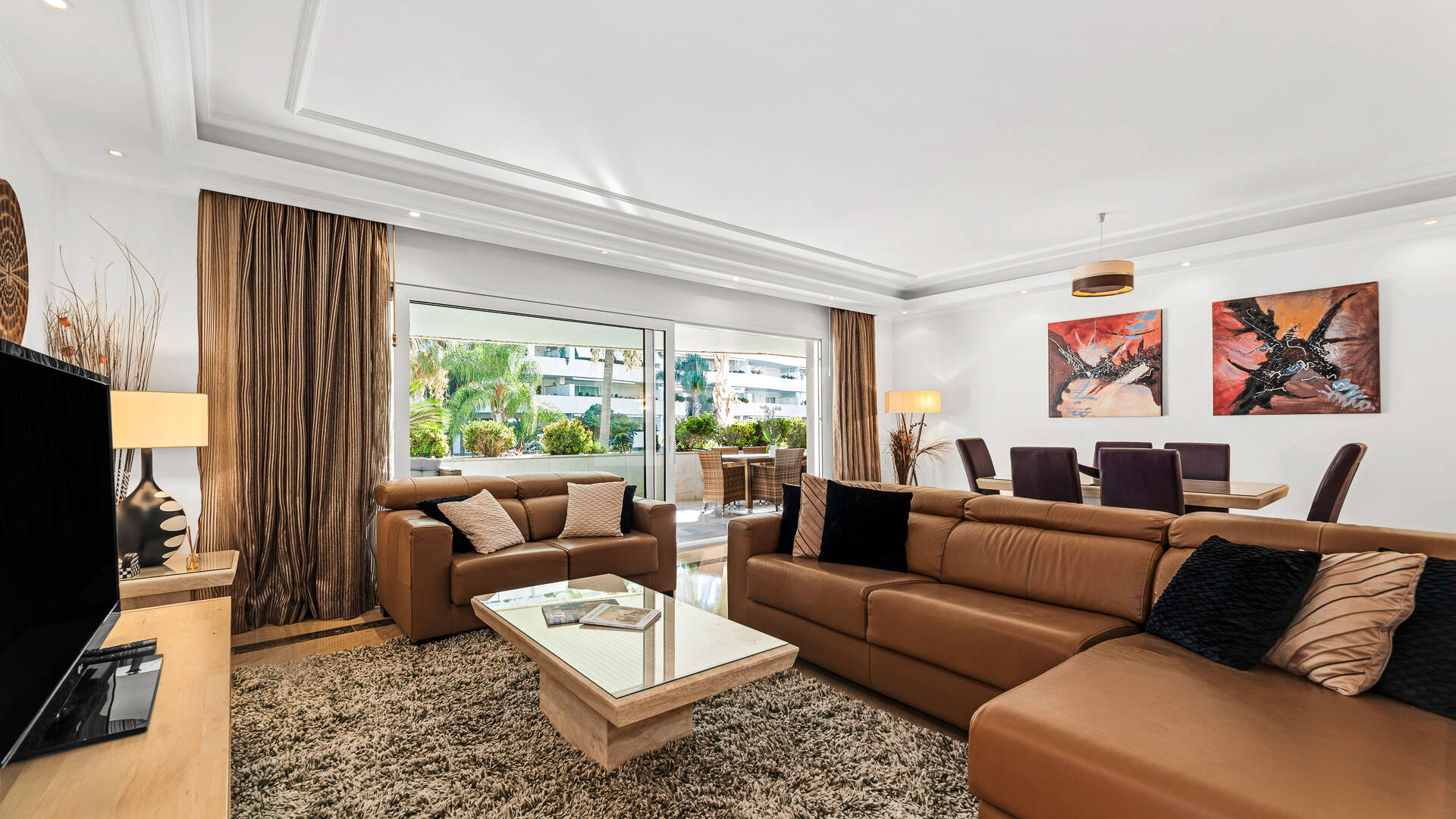 Prestigefylld lägenhet i en lyx Puerto Banús gemenskap