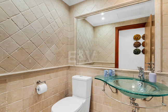 Prestigefylld lägenhet i en lyx Puerto Banús gemenskap