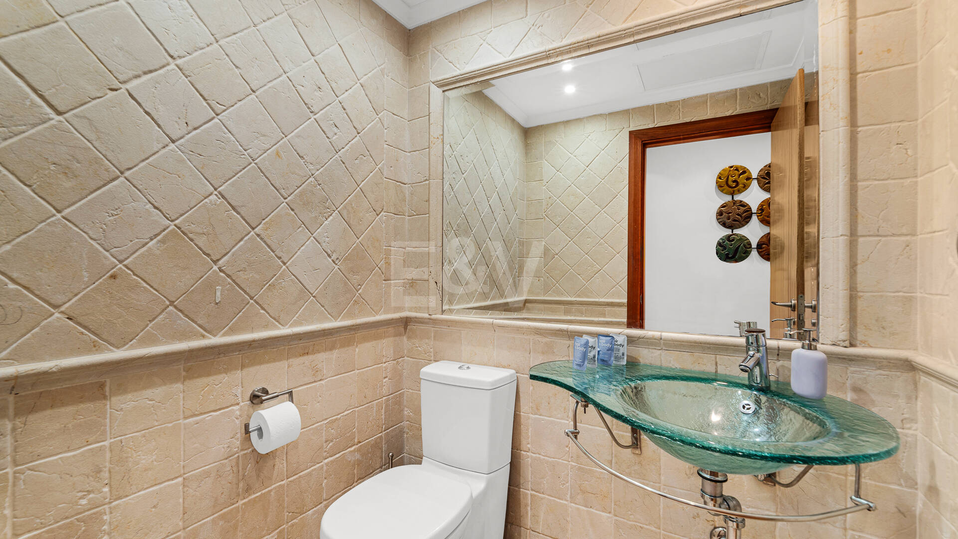 Prestigious Apartment in a Luxury Complex nearby Puerto Banús