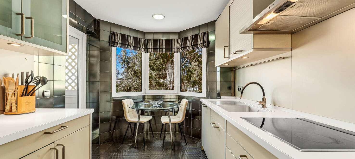 Appartement prestigieux dans une communauté de luxe Puerto Banús