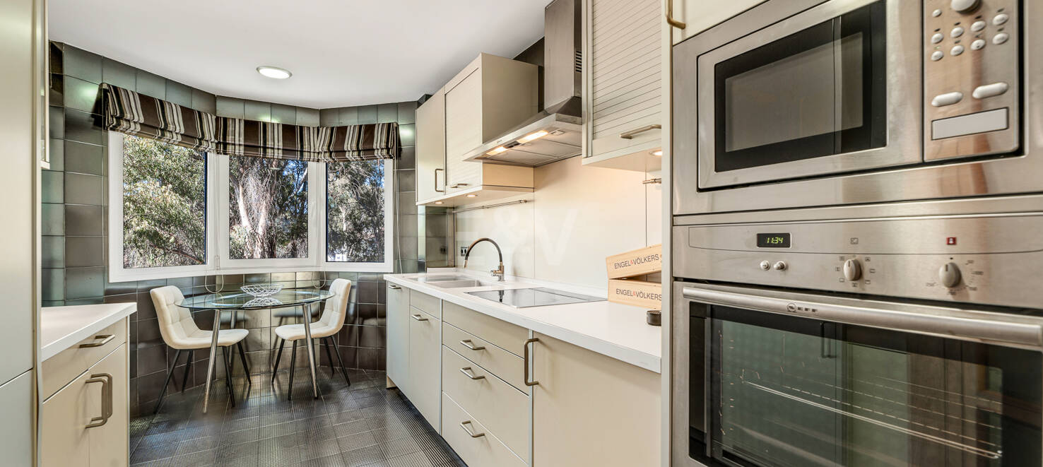 Appartement prestigieux dans une communauté de luxe Puerto Banús