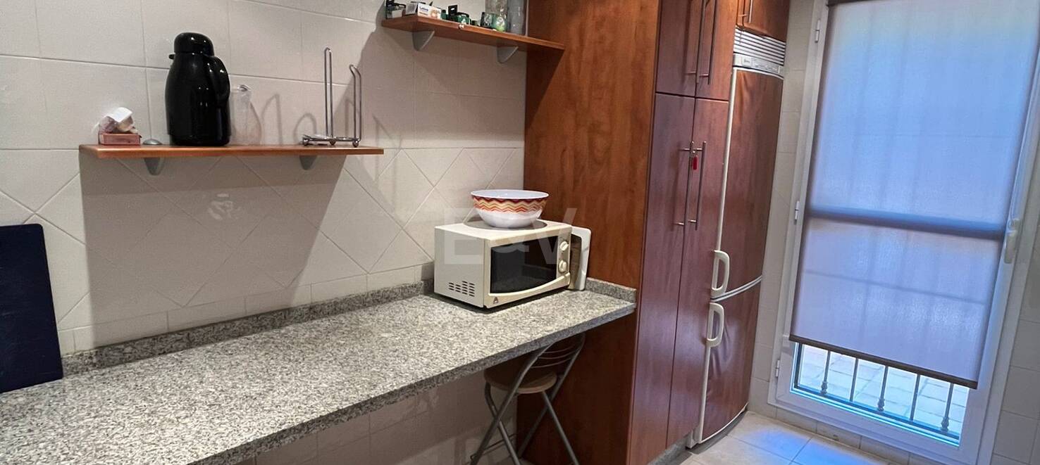 2 Bedroom Apartment in Elviria with Panoramic Sea and Golf Views available for long term rental