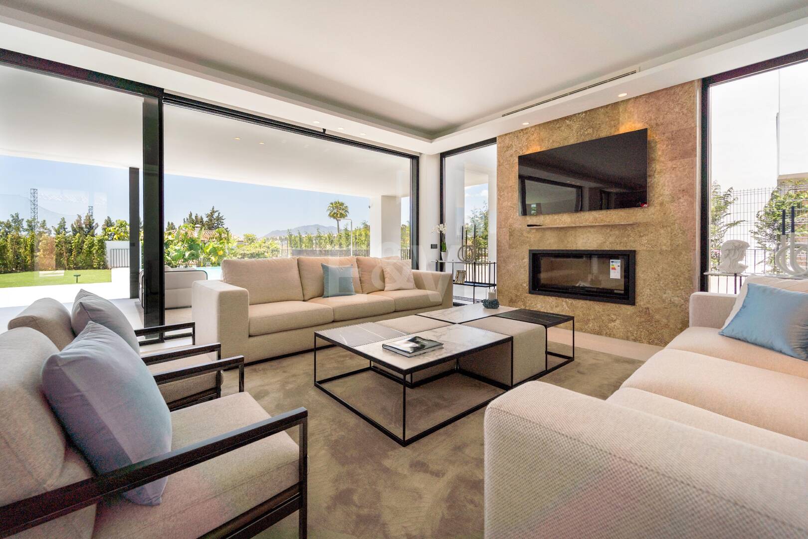 Villa moderne exceptionnelle à Los Naranjos Golf