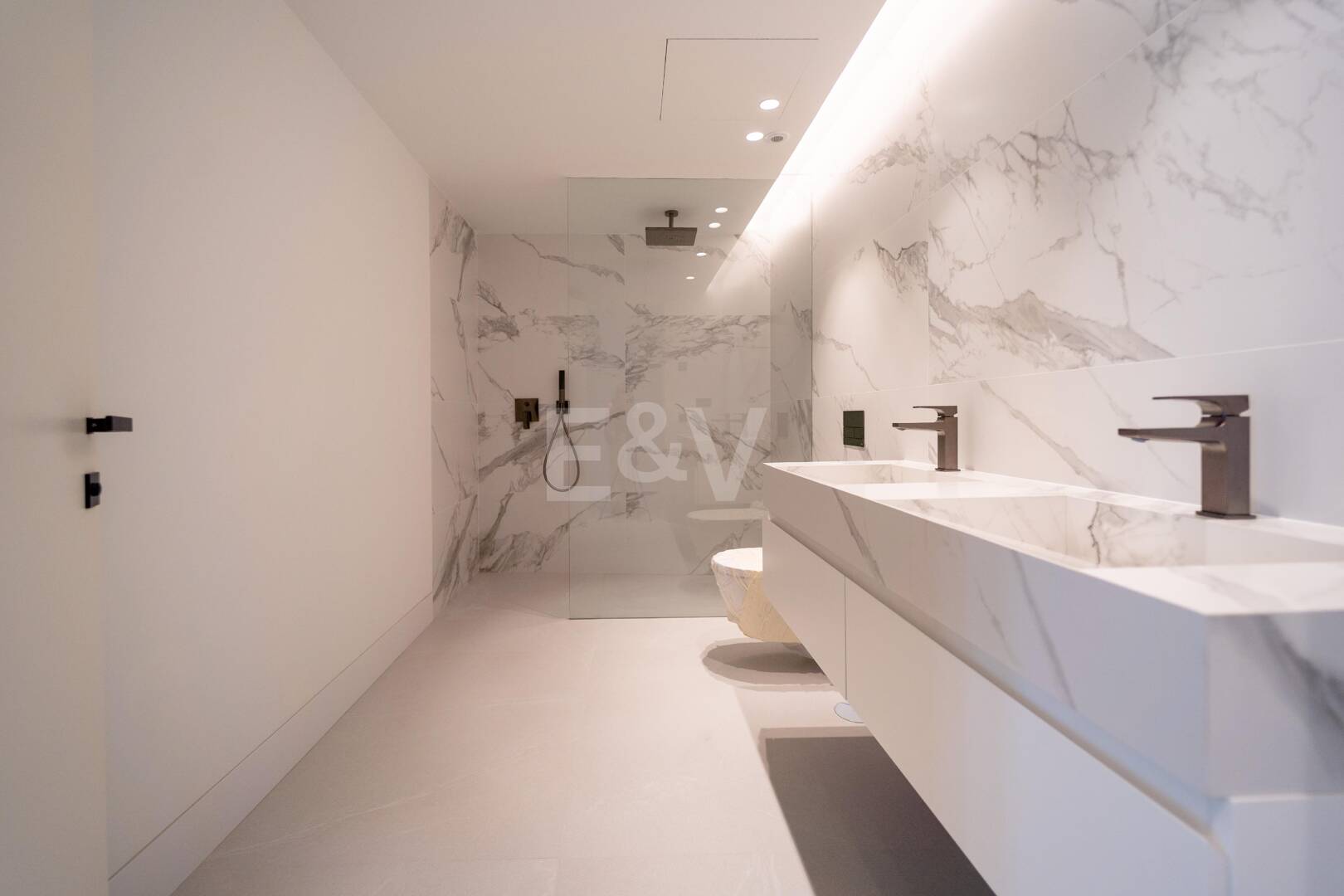 Exceptionell modern villa i Los Naranjos Golf