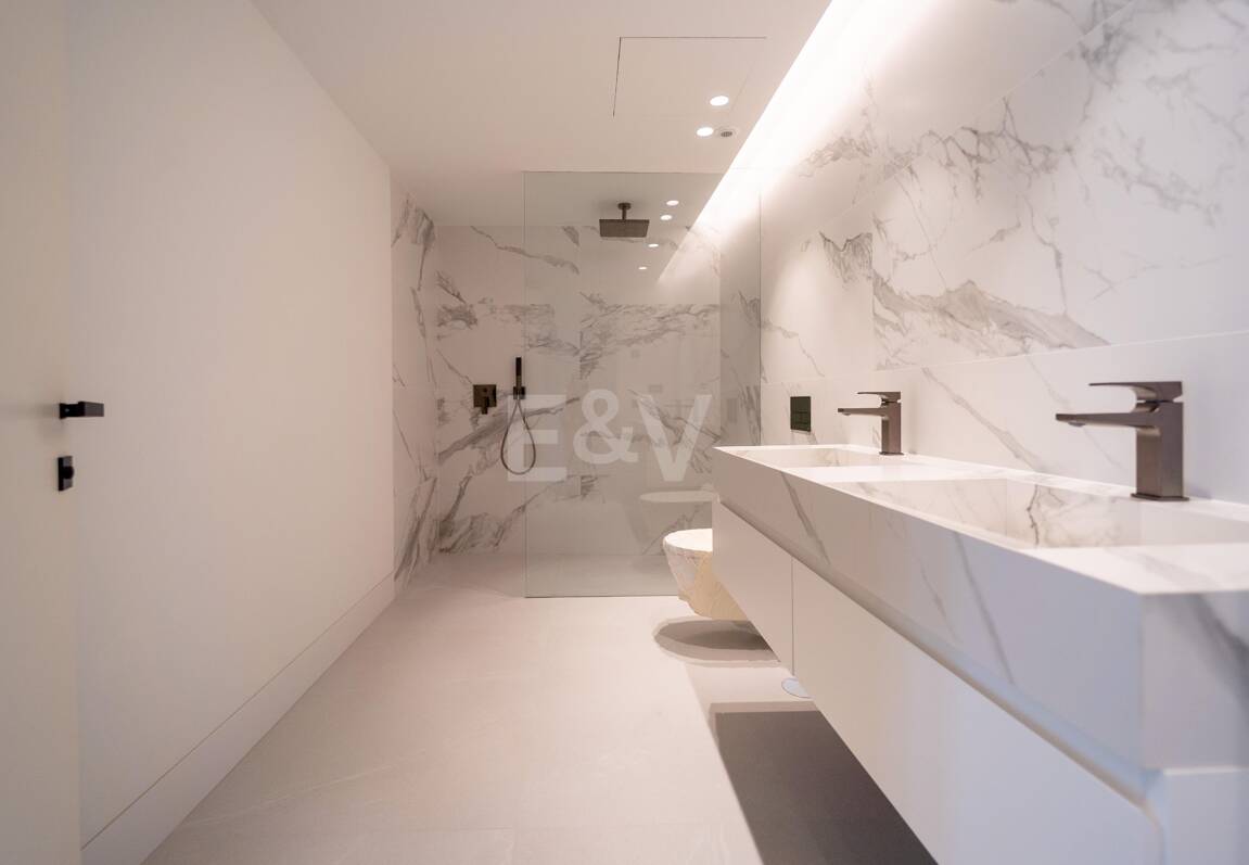 Villa moderne exceptionnelle à Los Naranjos Golf