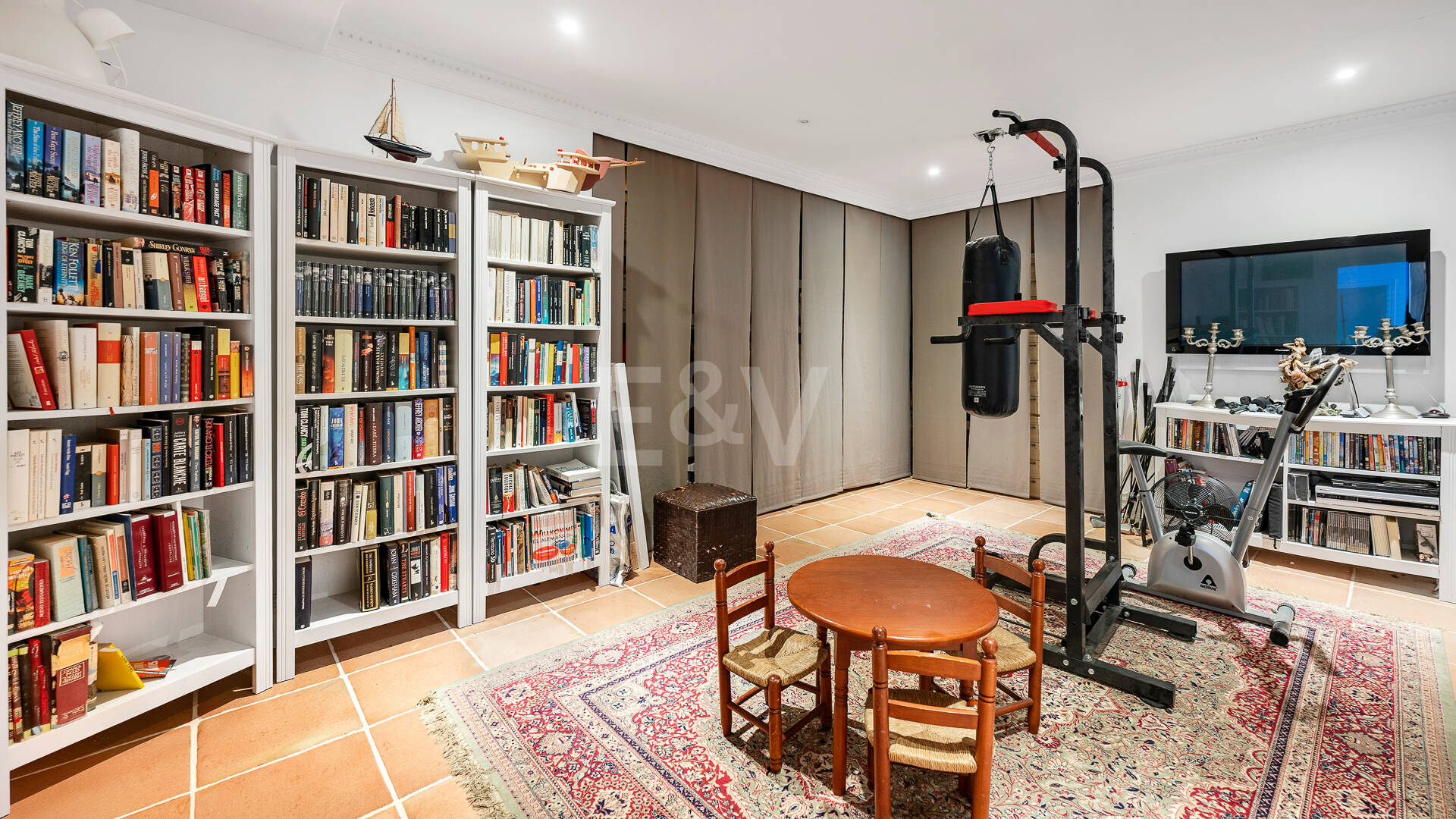 Elegante Villa mit Meerblick in Marbella