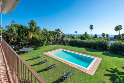 Elegant Villa with Sea Views in Marbella