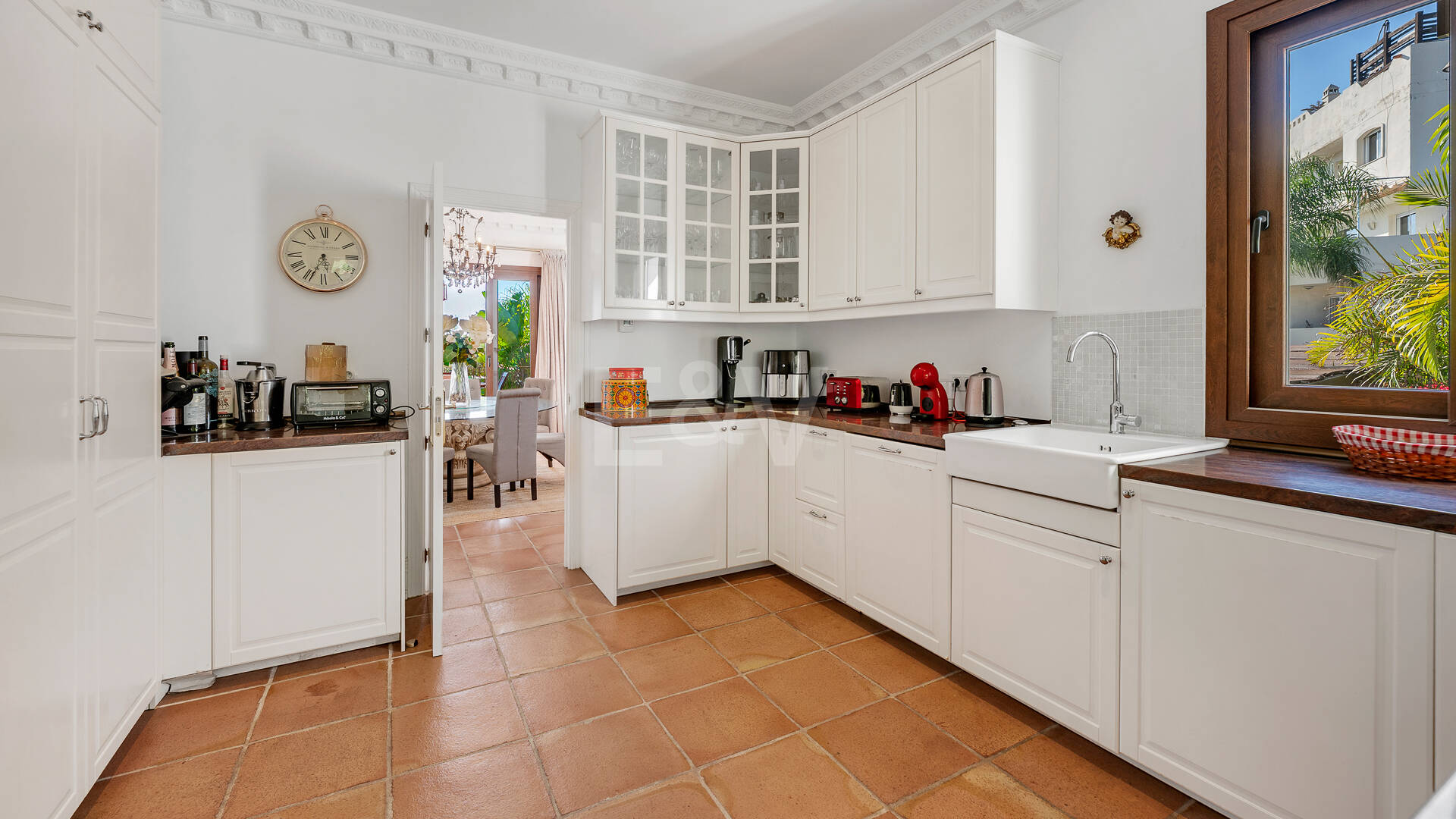 Elegante Villa mit Meerblick in Marbella