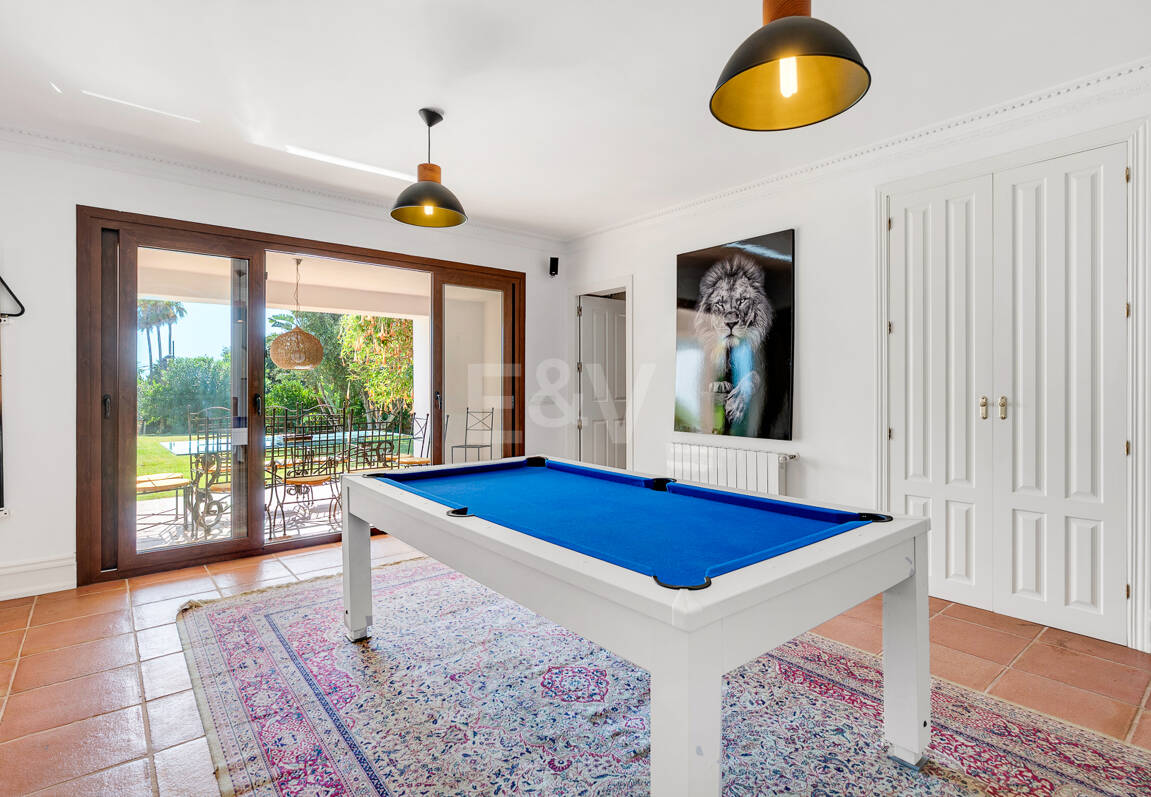 Elegant Villa with Sea Views in Marbella