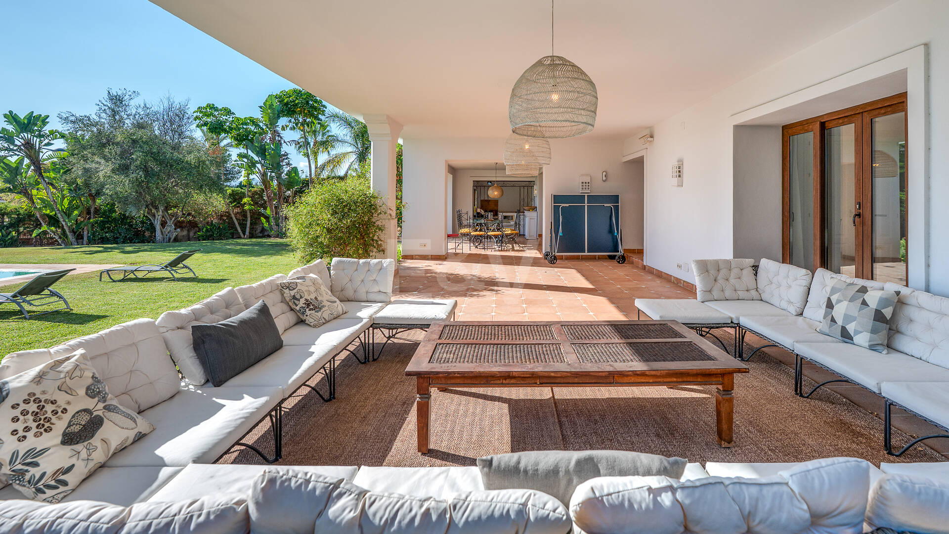 Elegante Villa mit Meerblick in Marbella